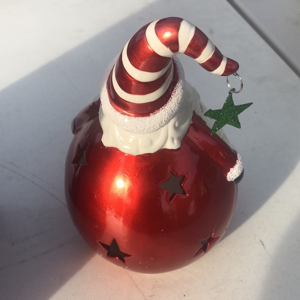 Santa - Picture 3 of 4